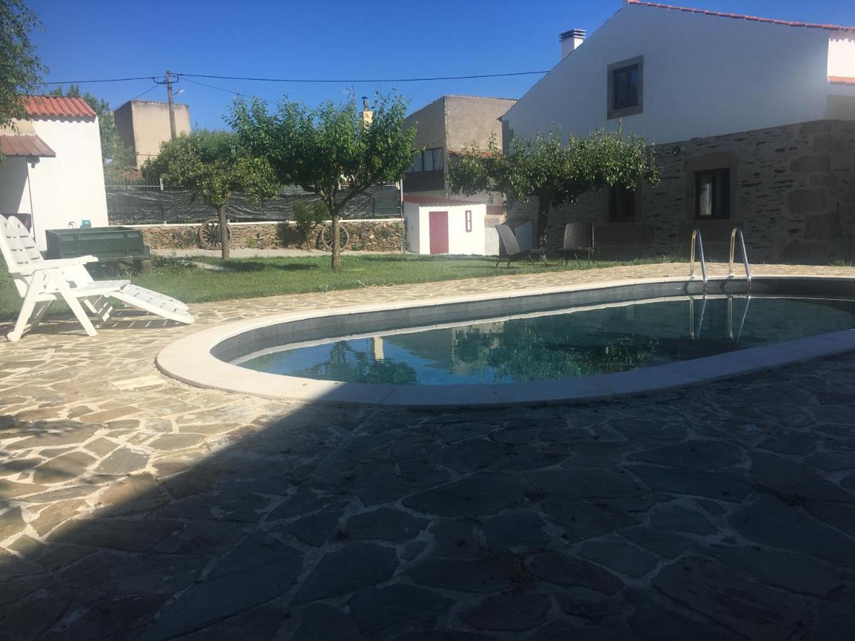 Casadaldeiadalmofala Buitenkant foto