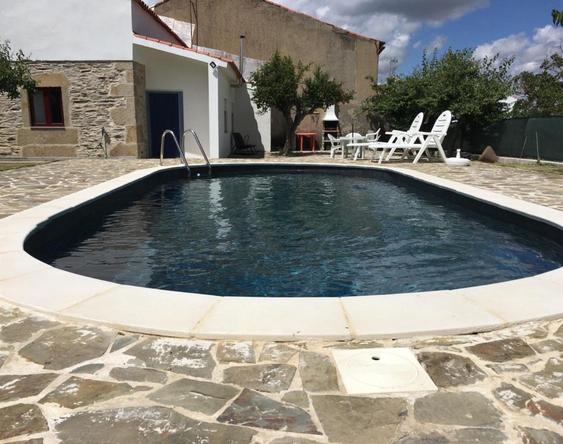 Casadaldeiadalmofala Buitenkant foto